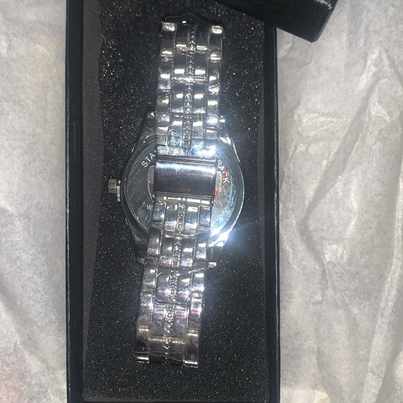 Milano Stainless Steel Women’s Watch NIB - Picture 7 of 7